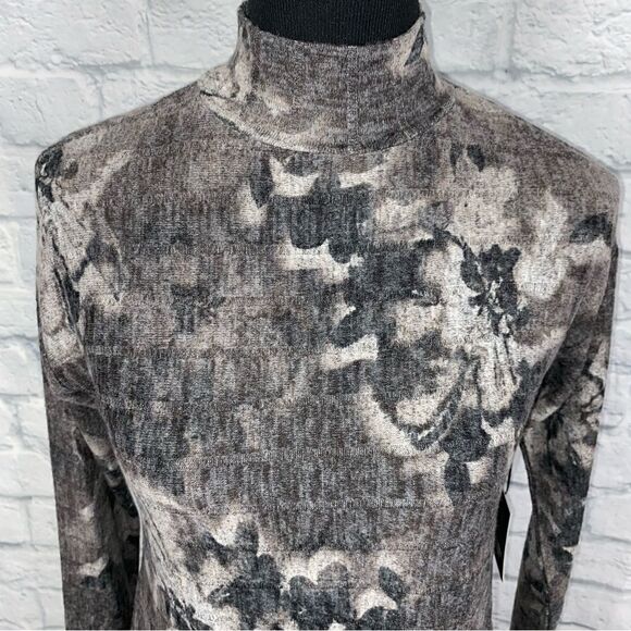 Simply Vera wang mock turtleneck Longsleeve floral print blouse sz XS - Picture 3 of 11